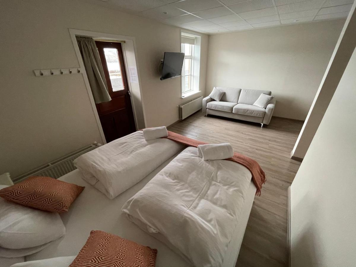 600 Guesthouse อาคูเรย์รี ภายนอก รูปภาพ